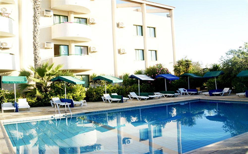 Mandalena Hotel Apartments Protaras Ngoại thất bức ảnh