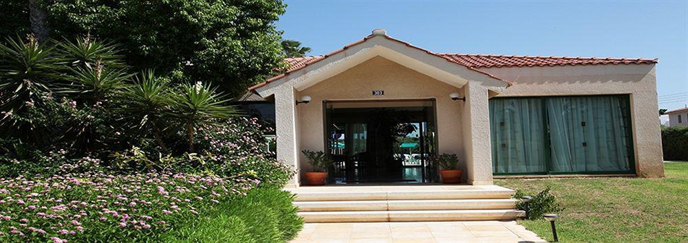 Mandalena Hotel Apartments Protaras Ngoại thất bức ảnh