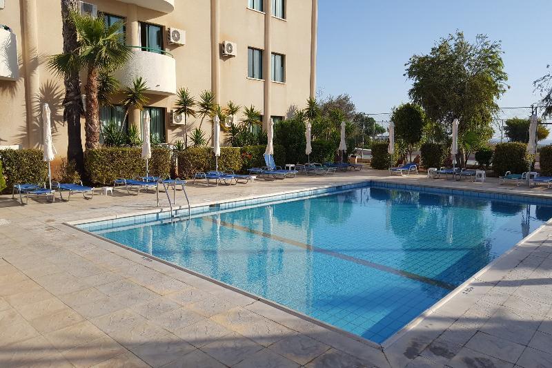Mandalena Hotel Apartments Protaras Ngoại thất bức ảnh